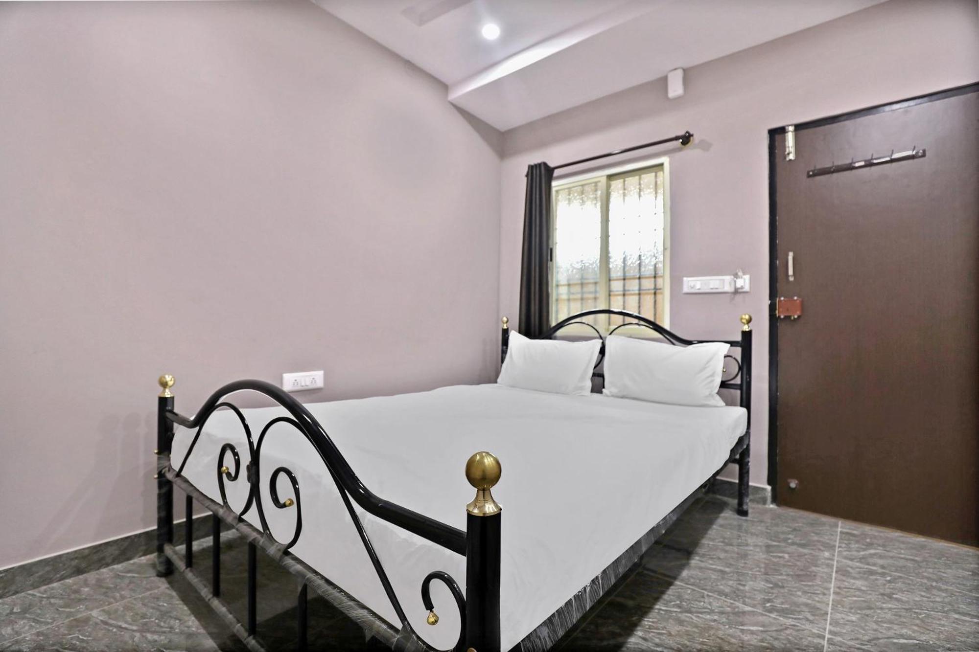 Hotel O Krishnaa Comforts Kanakapura Kültér fotó
