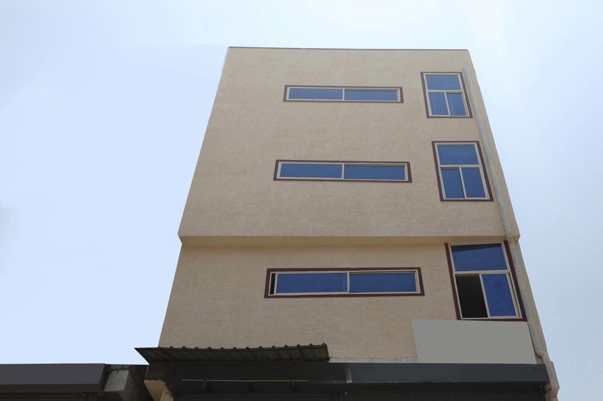 Hotel O Krishnaa Comforts Kanakapura Kültér fotó